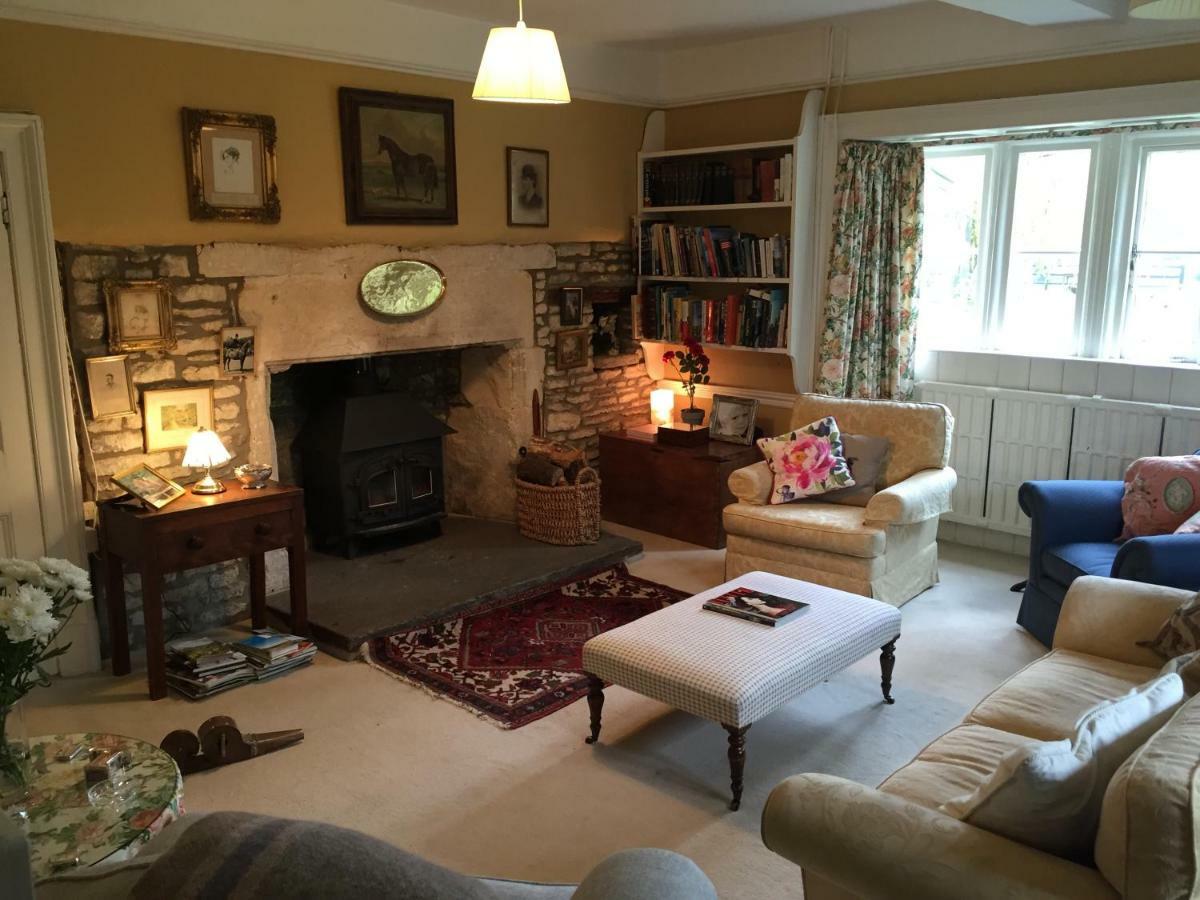 The Manor Farm Alderton Villa Chippenham  Buitenkant foto
